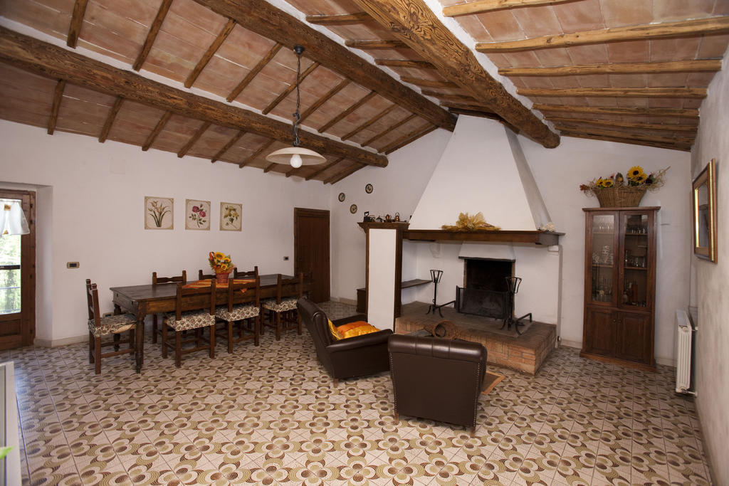 Agriturismo Podere Olivello in Val d'Orcia Montalcino Exterior foto